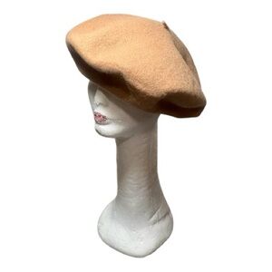 LOST PATTERN Bon Chic Light Camel Wool Beret